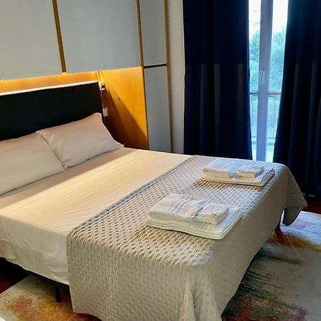 149 Borgo Ticino Suite Attico Di Lusso Con Terrazzo E Parking Privato Pavia Exterior foto