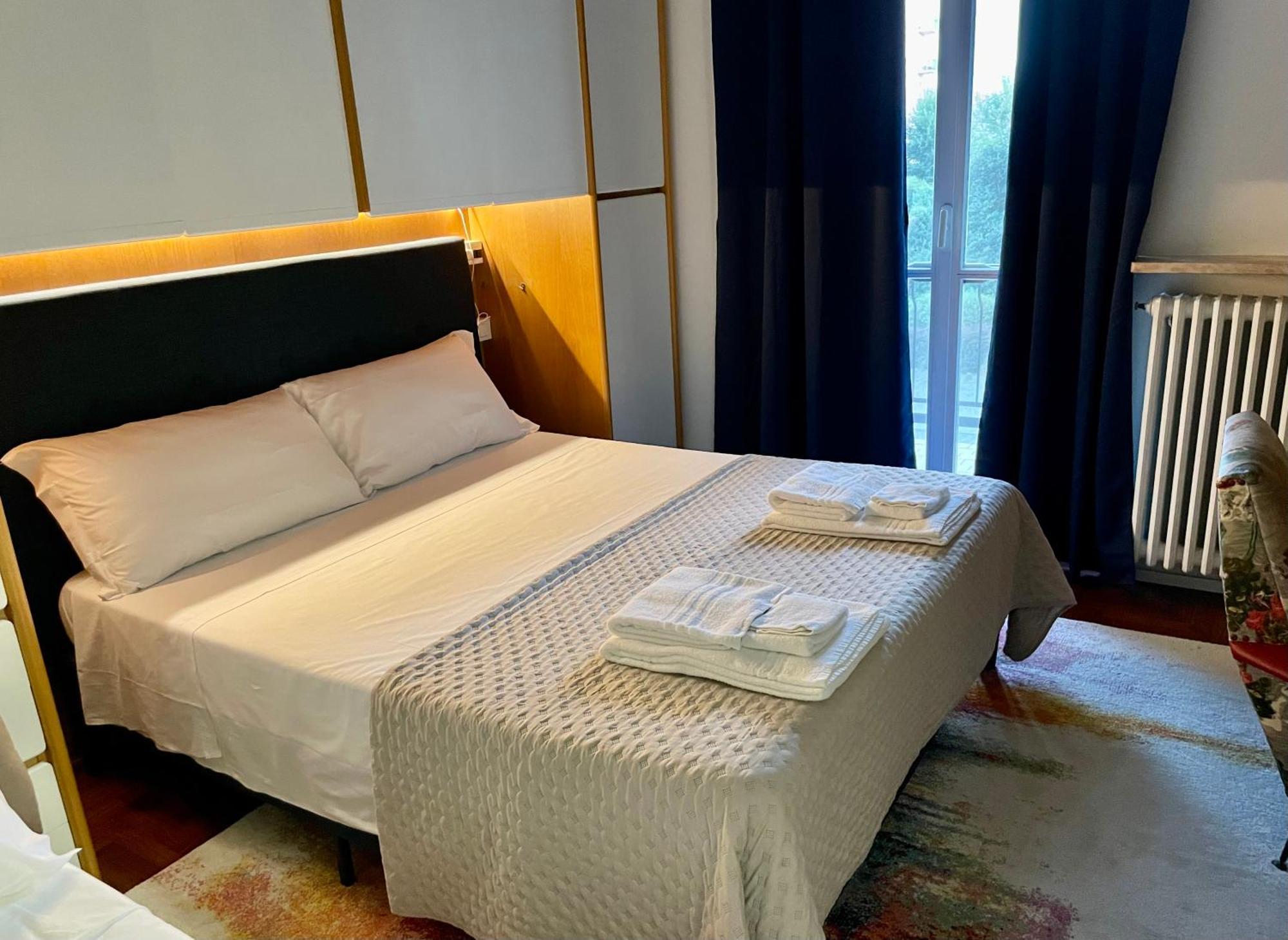 149 Borgo Ticino Suite Attico Di Lusso Con Terrazzo E Parking Privato Pavia Exterior foto